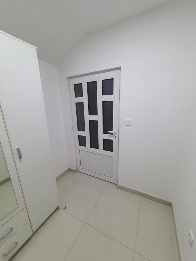 Apartman Tolosi 2 Podgorica Exterior foto